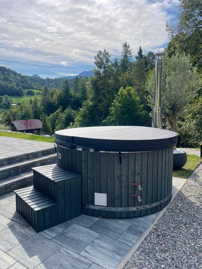 Hot Tubs&amp; Pools